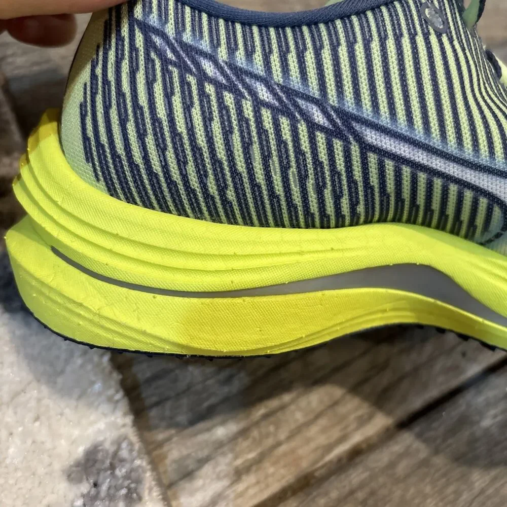 Mizuno Wave Rebellion Running Shoes Size 7